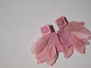 feather earrings in baby pink