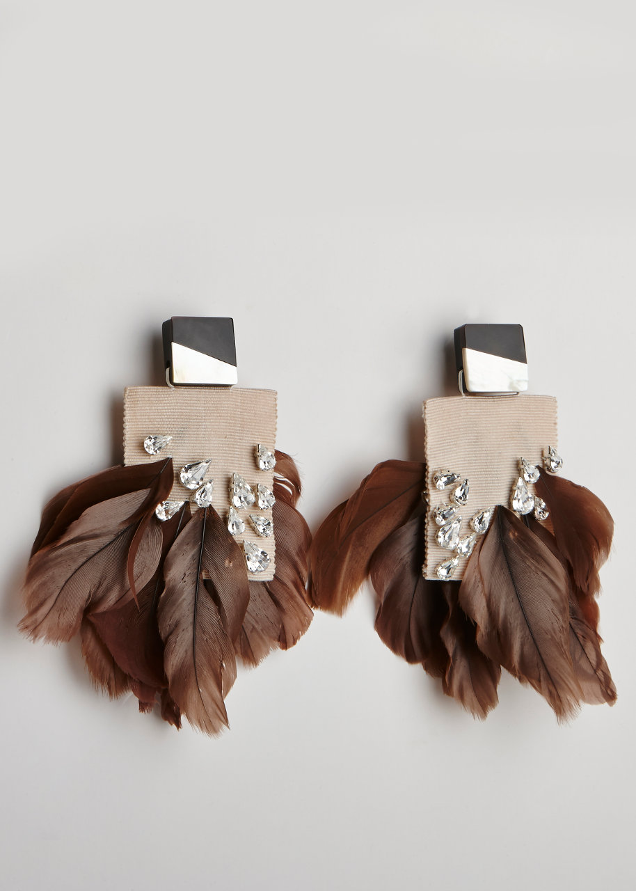 feather earrings front view