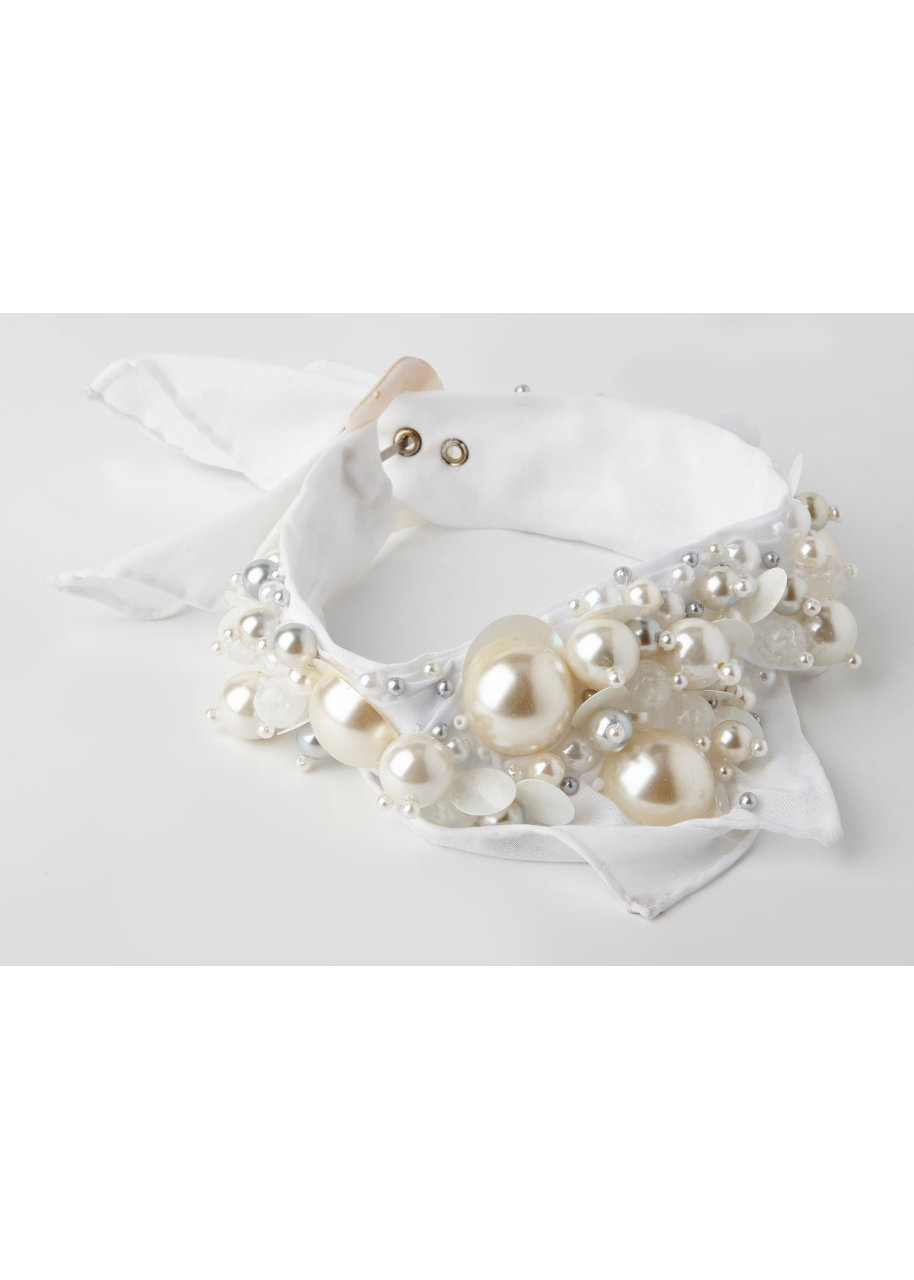 pearl neck scarf